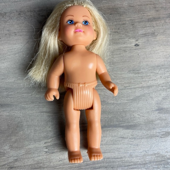 Vintage Simba Blonde Baby Posable Doll 4" (no clothes) Blonde Doll w/ Blue Eyes - Picture 1 of 7